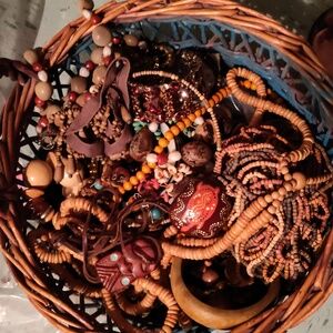 Bulk jewelry lot #25